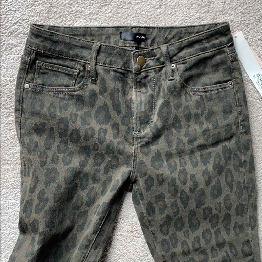 NWT Aqua dark camo leopard skinny jeans. - Picture 6 of 7